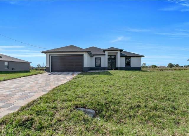 Property at 1006 Pine Ave, Lehigh Acres, FL 33972, 3 beds, 2 baths