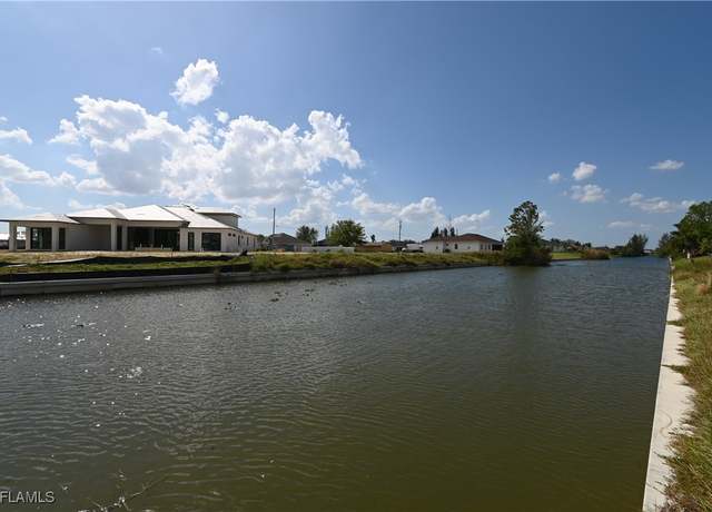 Property at 432 SW 22nd St, Cape Coral, FL 33991