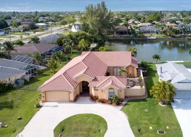 Property at 622 SE 20th St, Cape Coral, FL 33990, 3 beds, 4 baths