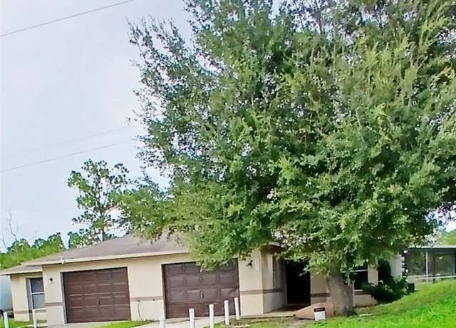 Property at 1216-1218 W 12th St, Lehigh Acres, FL 33971, 6 beds, 4 baths