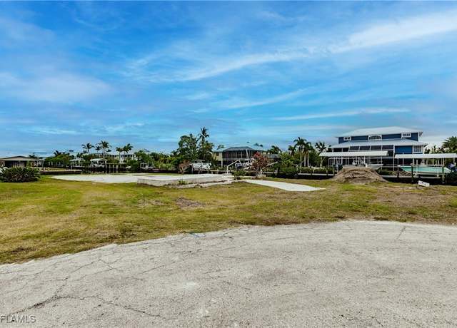 Property at 2680 Patterson Ct, St. James City, FL 33956