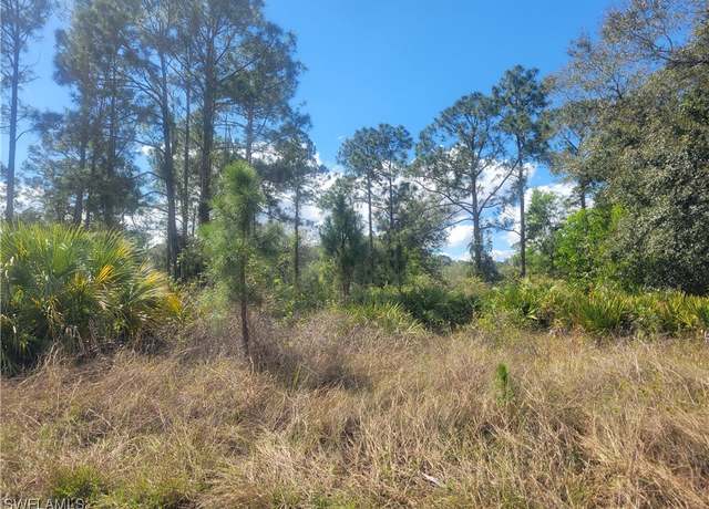 Property at 1109 Cleveland Ave, Lehigh Acres, FL 33972