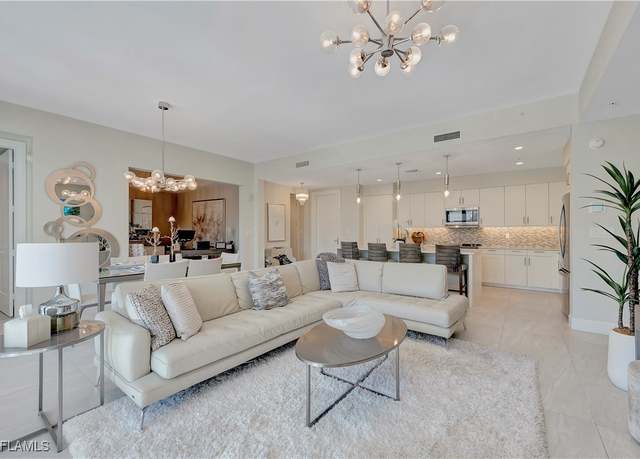 Property at 1111 Central Ave #211, Naples, FL 34102, 2 beds, 2.5 baths