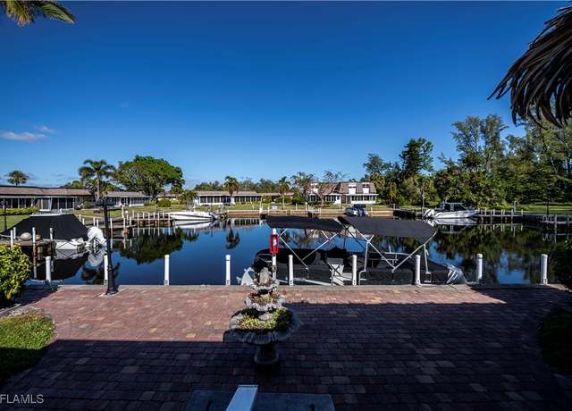 Property at 5705 Harbour Club Rd, Fort Myers, FL 33919, 2 beds, 2 baths