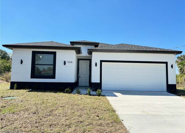 Property at 8023 Piper Ln, Labelle, FL 33935, 4 beds, 3 baths
