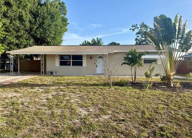 Property at 1523 Markdale St E, Lehigh Acres, FL 33936, 2 beds, 2 baths
