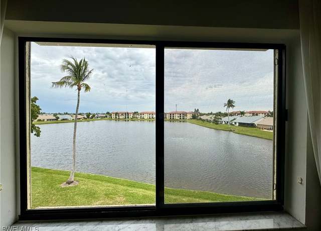 Property at 11220 Caravel Cir #305, Fort Myers, FL 33908, 1 bed, 1.5 baths