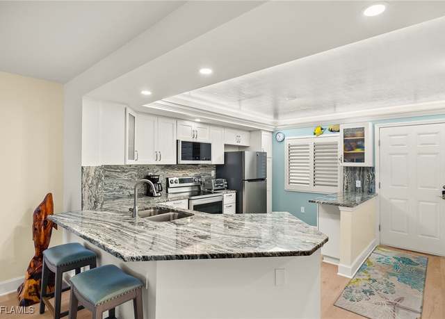 Property at 979 E Gulf Dr Unit D441, Sanibel, FL 33957, 2 beds, 2 baths