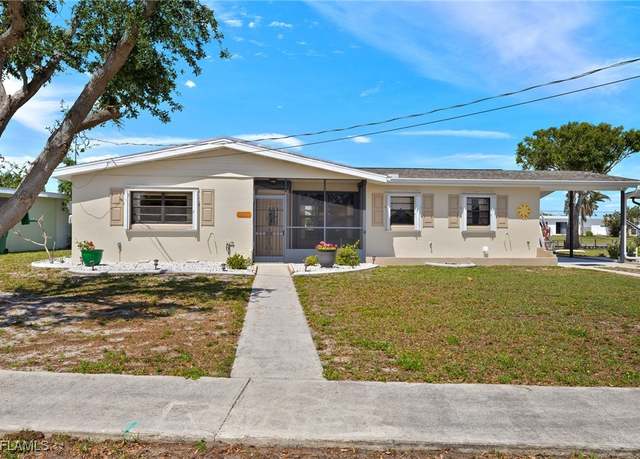 Property at 128 Rodgers Ave NE, Port Charlotte, FL 33952, 2 beds, 1 bath