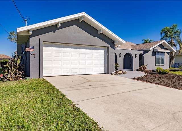 Property at 1207 SE 29th Ter, Cape Coral, FL 33904, 4 beds, 2 baths