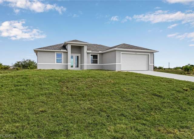 Property at 636 Royce Rd, Labelle, FL 33935, 3 beds, 2 baths