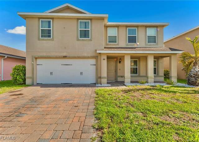 Property at 10329 Canal Brook Ln, Lehigh Acres, FL 33936, 4 beds, 2.5 baths