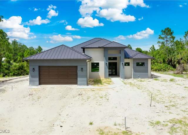 Property at 2481 24th Ave NE, Naples, FL 34120, 4 beds, 3 baths