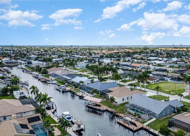 Property at 1435 SW 53rd Ln, Cape Coral, FL 33914, 3 beds, 2 baths