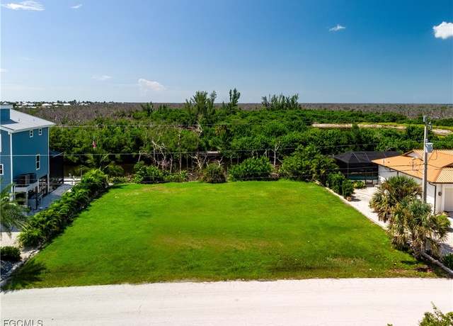 Property at 4061 Galt Island Ave, St James City, FL 33956