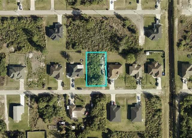 Property at 2806 11th St SW, Lehigh Acres, FL 33976