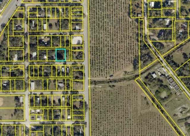 Property at 800 Caloosahatchee Ave, Labelle, FL 33935