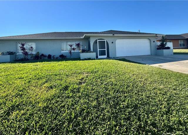 Property at 224 NE 9th Ter, Cape Coral, FL 33909, 3 beds, 2 baths
