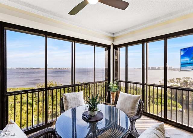 Property at 11600 Court Of Palms #606, Fort Myers, FL 33908, 3 beds, 2.5 baths