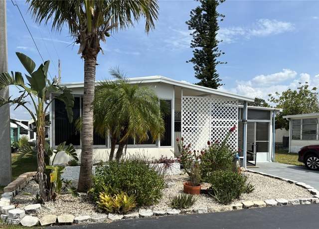 Property at 625 Vista Dr, North Fort Myers, FL 33917, 2 beds, 2 baths