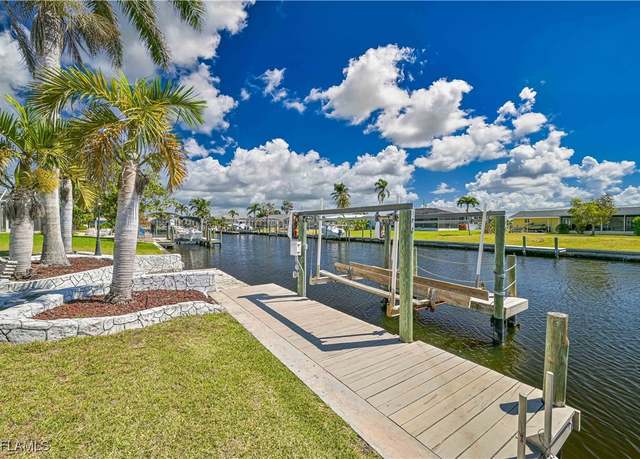 Property at 4501 SE 1st Ave, Cape Coral, FL 33904, 2 beds, 2 baths
