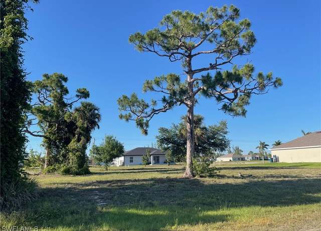 Property at 2909 NW 26th St, Cape Coral, FL 33993