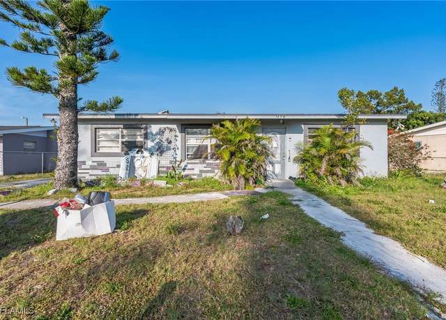 Property at 1770 N Markley Ct, Fort Myers, FL 33916, 4 beds, 2 baths