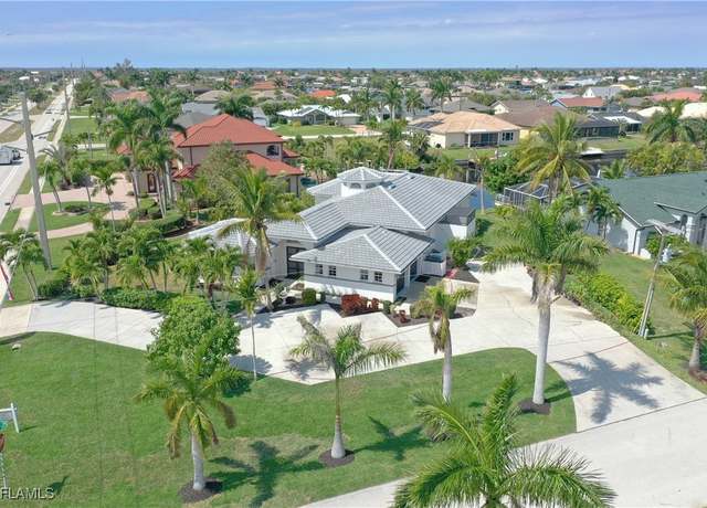 Property at 2417 Cape Coral Pkwy W, Cape Coral, FL 33914, 4 beds, 3.5 baths