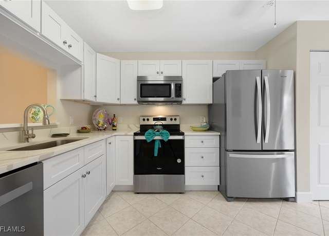 Property at 15464 Admiralty Cir #6, North Fort Myers, FL 33917, 2 beds, 2 baths
