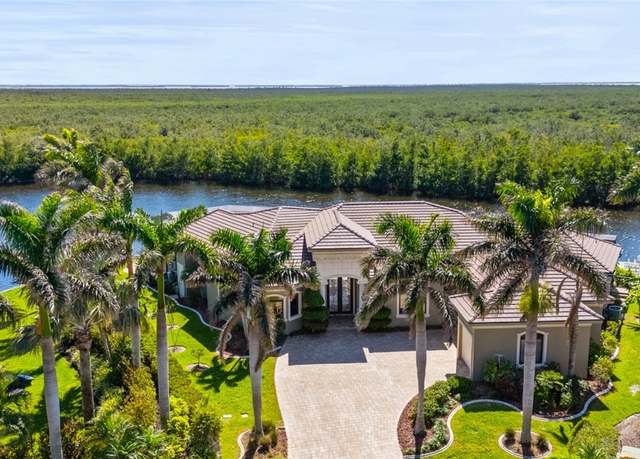 Property at 5769 Staysail Ct, Cape Coral, FL 33914, 4 beds, 4.5 baths