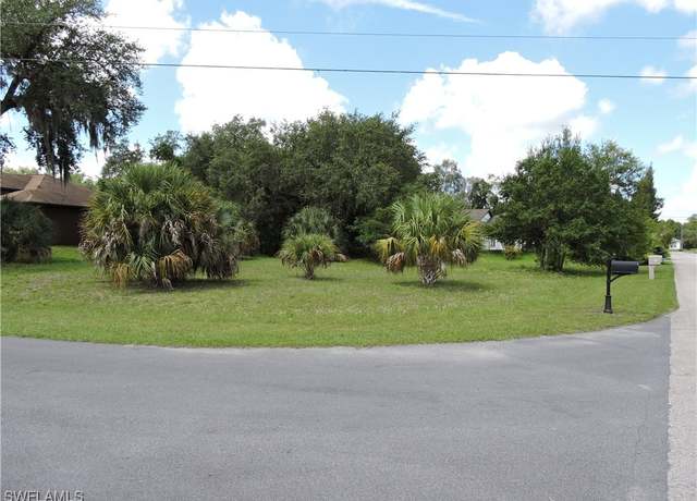 Property at 6110 Barkwood Ct, Fort Myers, FL 33905