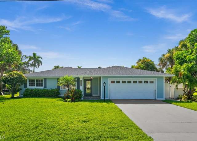 Property at 27296 Buccaneer Dr, Bonita Springs, FL 34135, 4 beds, 2 baths