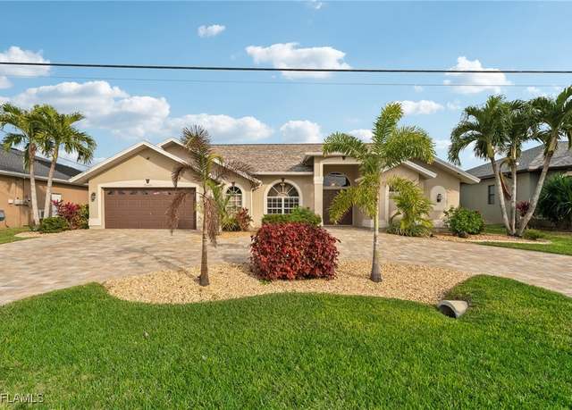 Property at 2009 SE 17th Pl, Cape Coral, FL 33990, 4 beds, 2 baths