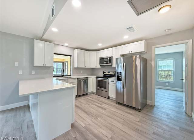 Property at 1203 SE 22nd Ave, Cape Coral, FL 33990, 3 beds, 2 baths
