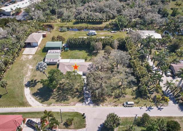 Property at 15321 Will Lew Ln, Fort Myers, FL 33908, 2 beds, 2 baths