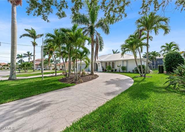 Property at 5630 Riverside Dr, Cape Coral, FL 33904, 3 beds, 2 baths