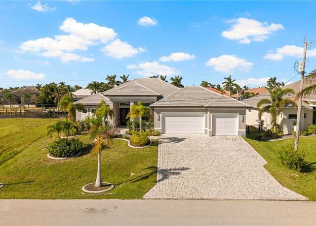 Property at 2532 SW 26th Pl, Cape Coral, FL 33914, 3 beds, 3 baths
