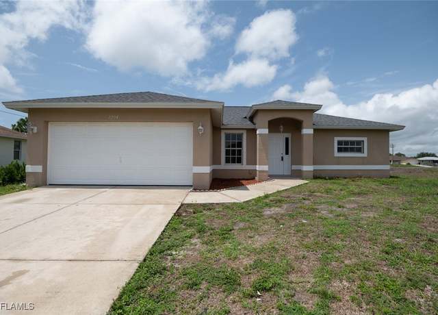 Property at 2704 42nd St SW, Lehigh Acres, FL 33976, 3 beds, 2 baths
