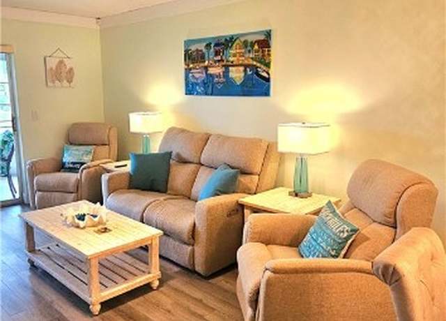 Property at 8740 Lueck Ln #2, Fort Myers, FL 33919, 2 beds, 2 baths