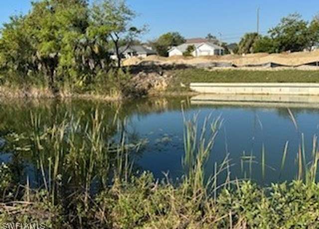 Property at 1812 NE 13th Pl, Cape Coral, FL 33909