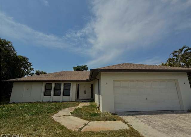 Property at 13470 Mcgregor Blvd, Fort Myers, FL 33919, 3 beds, 2 baths