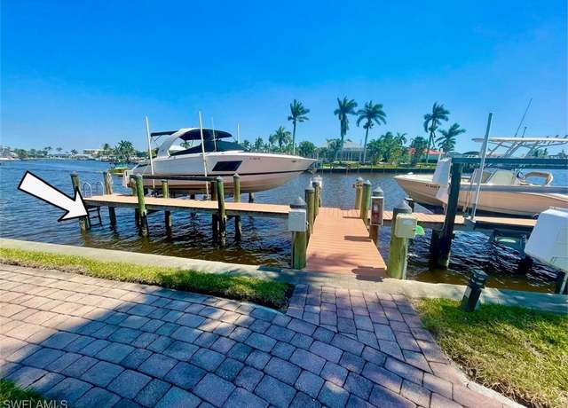 Property at 4703 SE 17th Pl #105, Cape Coral, FL 33904, 2 beds, 2 baths