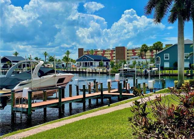 Property at 4703 SE 17th Pl #105, Cape Coral, FL 33904, 2 beds, 2 baths