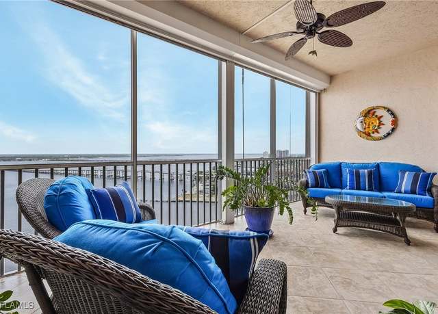 Property at 2090 W First St #2309, Fort Myers, FL 33901, 2 beds, 2 baths