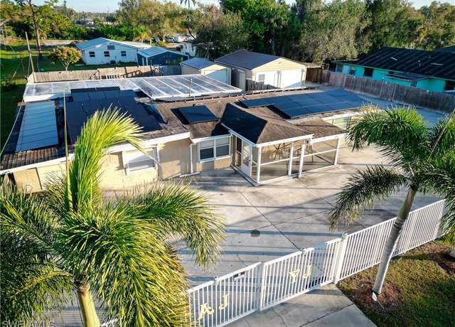Property at 101 Lucille Ave, Fort Myers, FL 33916, 5 beds, 4 baths