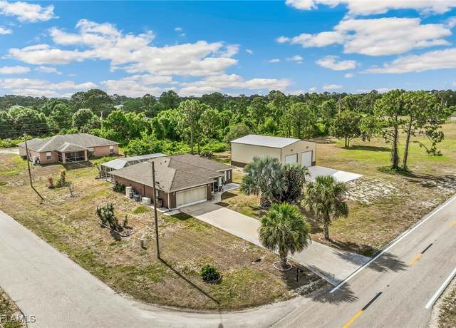 Property at 705 Columbus Blvd S, Lehigh Acres, FL 33974, 3 beds, 2 baths