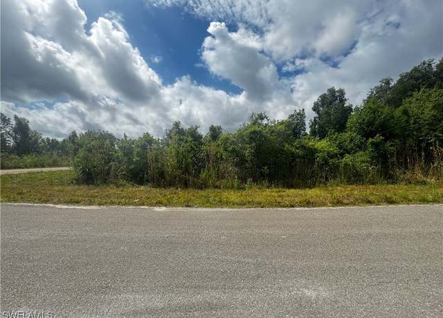 Property at 2701 26th St W, Lehigh Acres, FL 33971