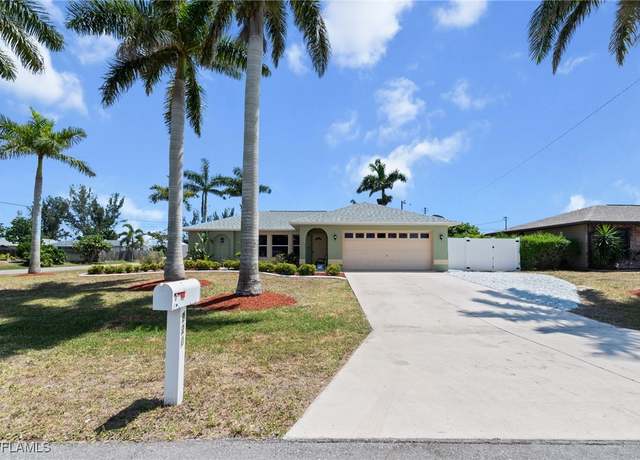 Property at 220 SE 21st St, Cape Coral, FL 33990, 3 beds, 2 baths