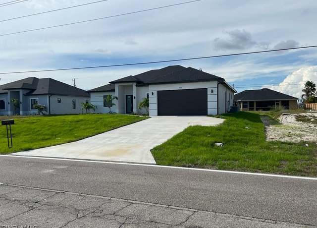 Property at 401 Diplomat Pkwy E, Cape Coral, FL 33909, 4 beds, 3 baths