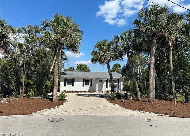 Property at 910 Fitzhugh St, Sanibel, FL 33957, 4 beds, 2 baths